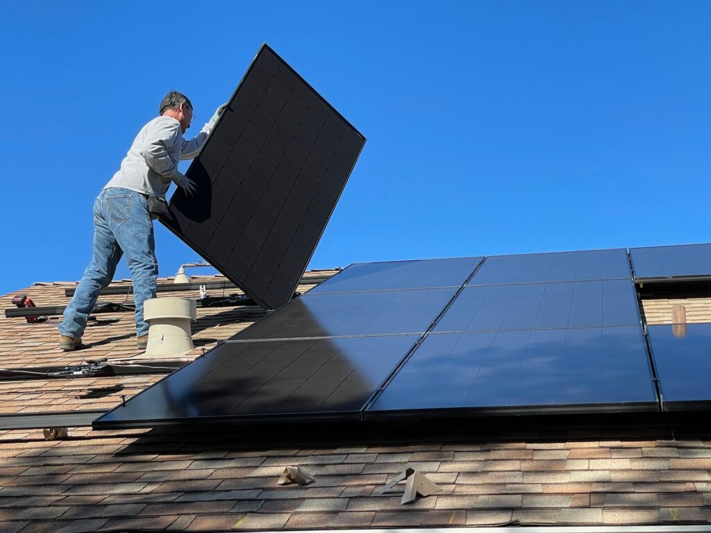 Installation einer Solaranlage Titel, Solarteur