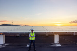 Photovoltaik Befestigung auf Bitumen Flachdach, Dachneigung