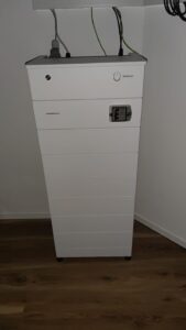 Fenecon Speicher, installiert von der AceFlex GmbH, PV-Speicher richtig laden