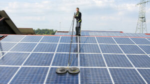 Photovoltaik reinigen Kärcher, Quelle: Kärcher.de