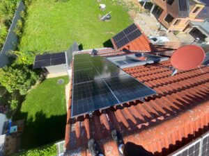 PV-Anlage, installiert von der AceFlex GmbH in Walheim, PV Panel Installation