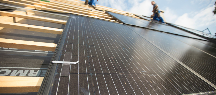 PV-Module als Dach Titel