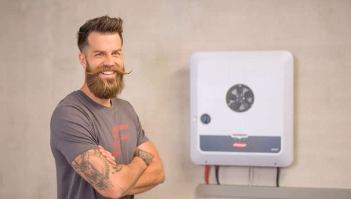 Quelle: https://www.fronius.com/de/solarenergie/installateure-partner/produkte-loesungen/energieloesungen-eigenheim/gen24plus-wechselrichter-mit-notstromfunktion